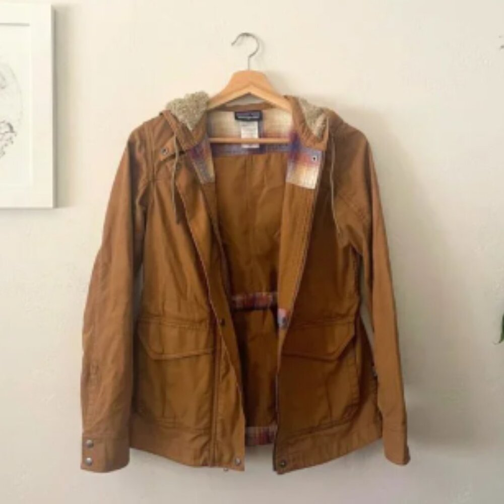 PATAGONIA W's Prairie Dawn 100% Cotton Canvas Jacket in Bear Brown | Size XS